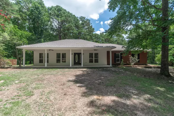 Sumrall, MS 39482,29 Westbrook Estates Dr.