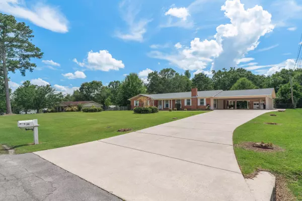 36 Greenbriar Ln., Laurel, MS 39443