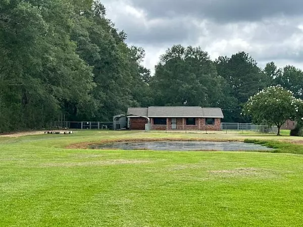 Columbia, MS 39429,1826 N Old Hwy 35