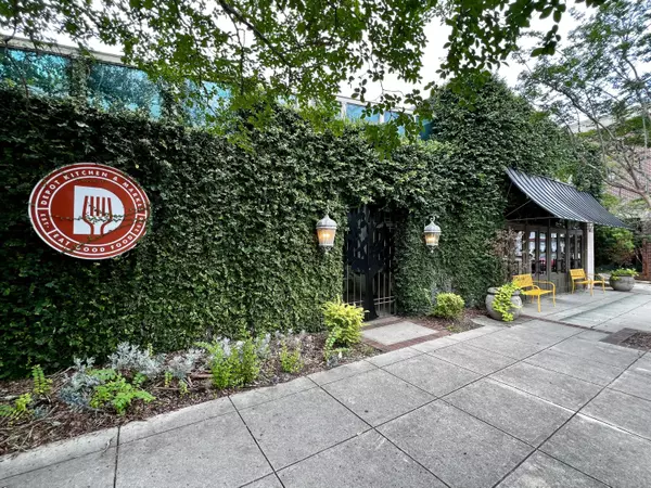 Hattiesburg, MS 39401,117 Walnut St.