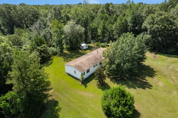 Petal, MS 39465,60 Barding Ln.