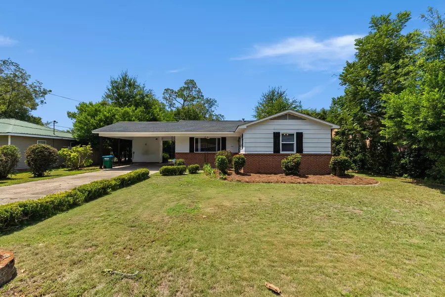 203 Waller St., Petal, MS 39465