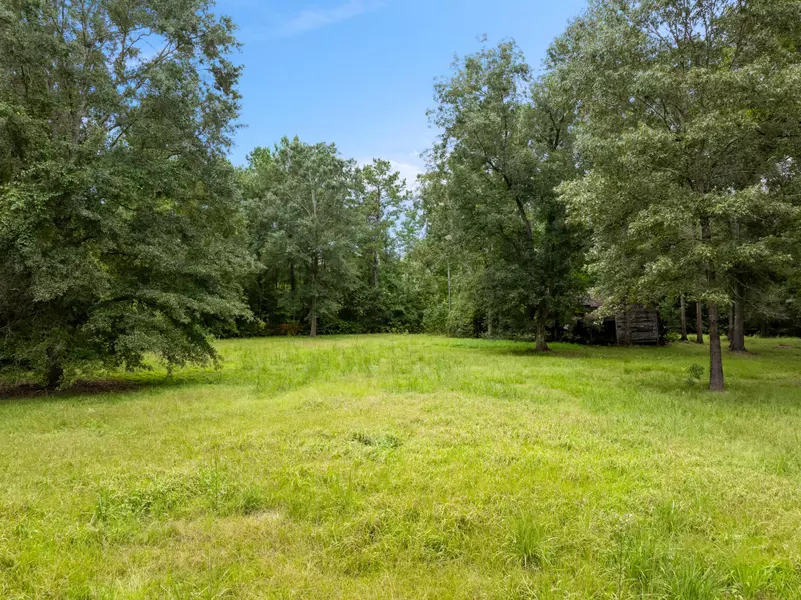 290 Brooklyn Janice Rd., Brooklyn, MS 39425