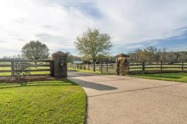 Ellisville, MS 39437,1055 Graves Rd.