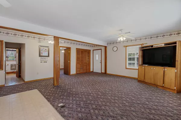 Ovett, MS 39464,93 Beech Cemetary Rd