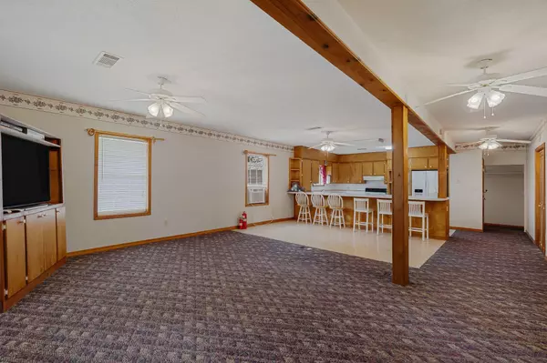 Ovett, MS 39464,93 Beech Cemetary Rd