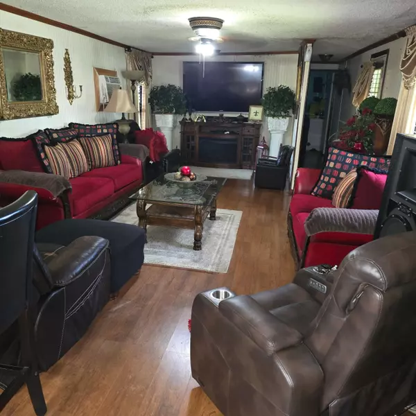 Columbia, MS 39429,505 E St.