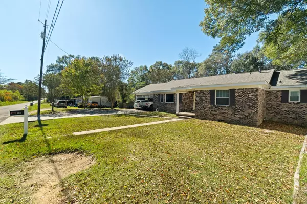 Moselle, MS 39459,1121 Moselle Rd.