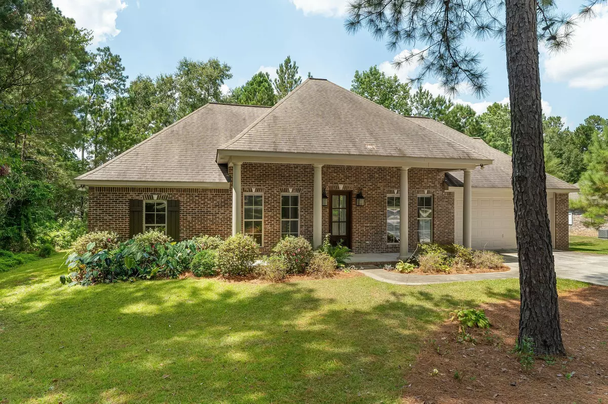 Hattiesburg, MS 39402,21 Waverly Cir.