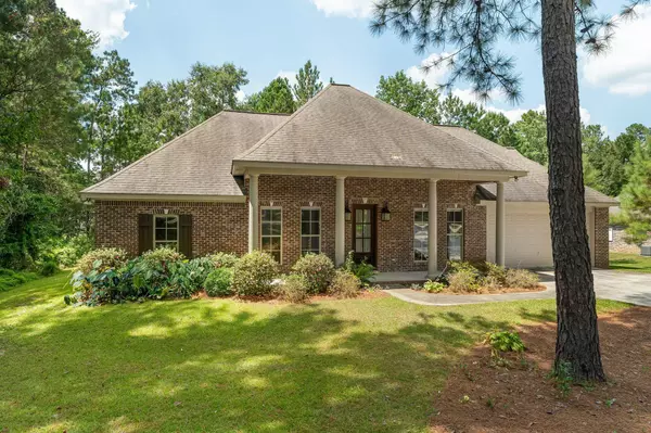 21 Waverly Cir., Hattiesburg, MS 39402