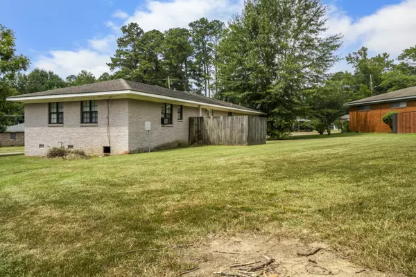 Columbia, MS 39429,905 Sunset