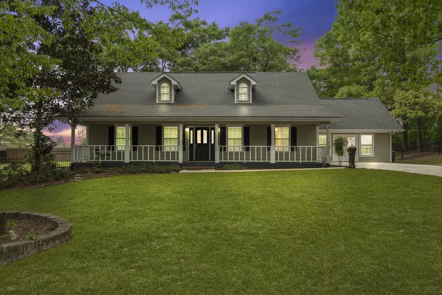 18401 Dogwood Ln., Saucier, MS 39574