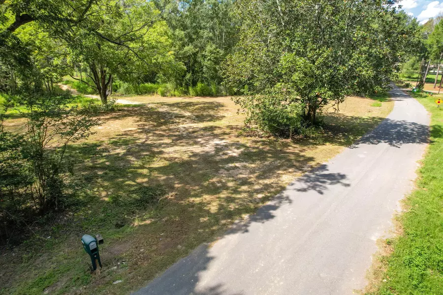 23 Buffalo Hill, Ellisville, MS 39437