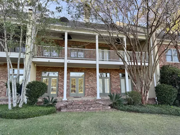 Hattiesburg, MS 39402,38 Emerald Row