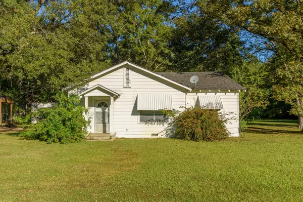 2155 Old Richton Rd., Petal, MS 39465
