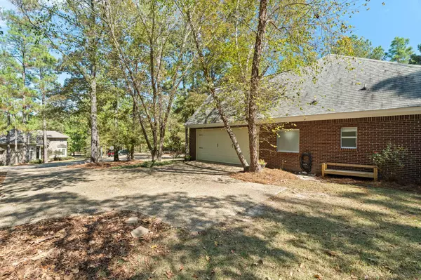 39 Sandstone, Hattiesburg, MS 39402