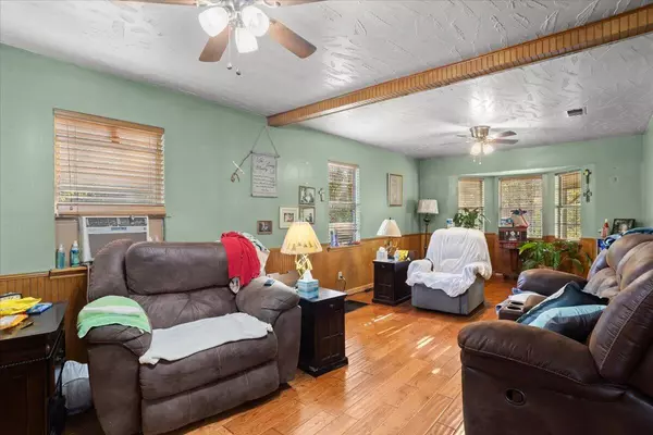 Sumrall, MS 39482,14 Oak Ridge Rd.