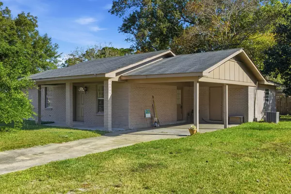 Moss Point, MS 39562,8304 Austeria St.