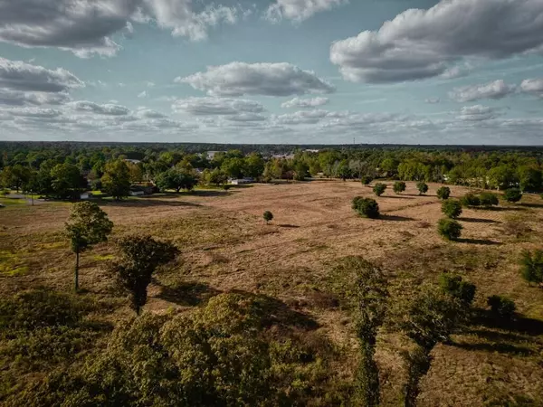 Poplarville, MS 39470,25+/- AC Spruce St.