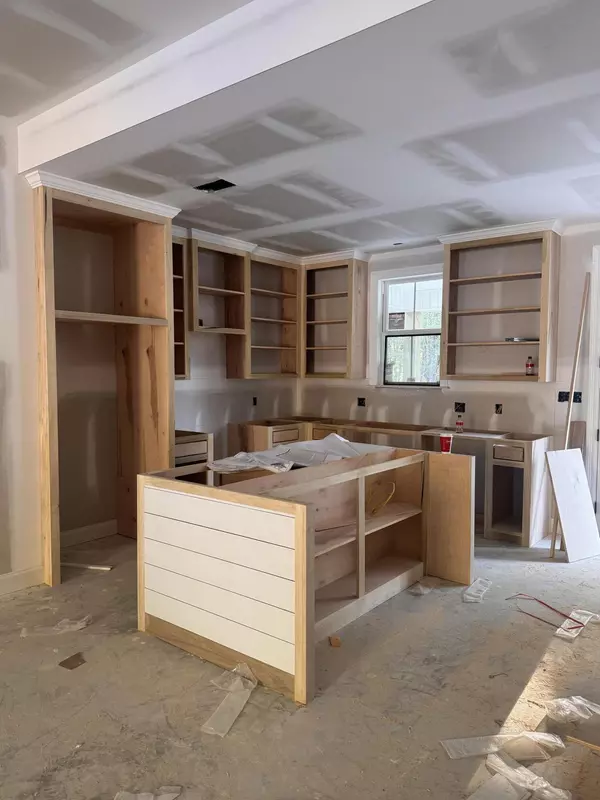 Hattiesburg, MS 39401,585 J C Burt Rd.