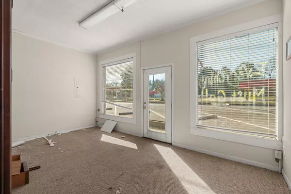 Lumberton, MS 38455,310 W W Main Street