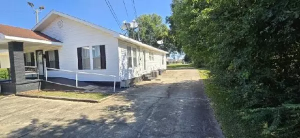 Waynesboro, MS 39367,708 Turner St.