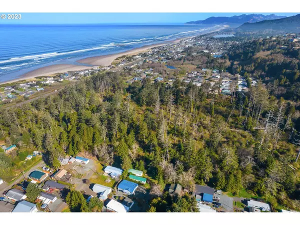 Rockaway Beach, OR 97136,909 S Dolphin ST