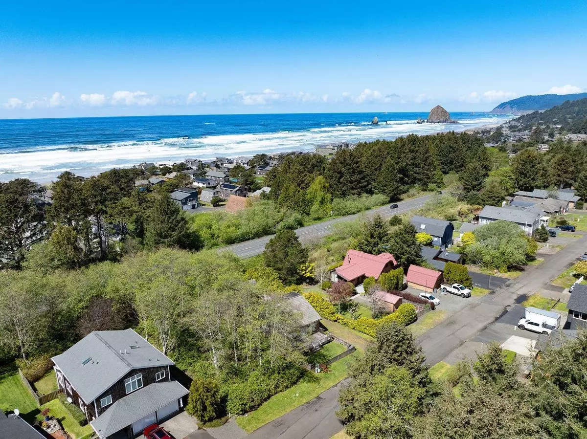 Cannon Beach, OR 97110,3772 W Chinook ST W