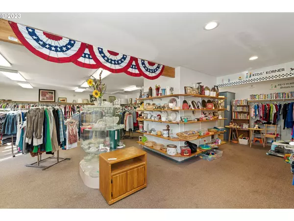 Rockaway Beach, OR 97136,316 US-101