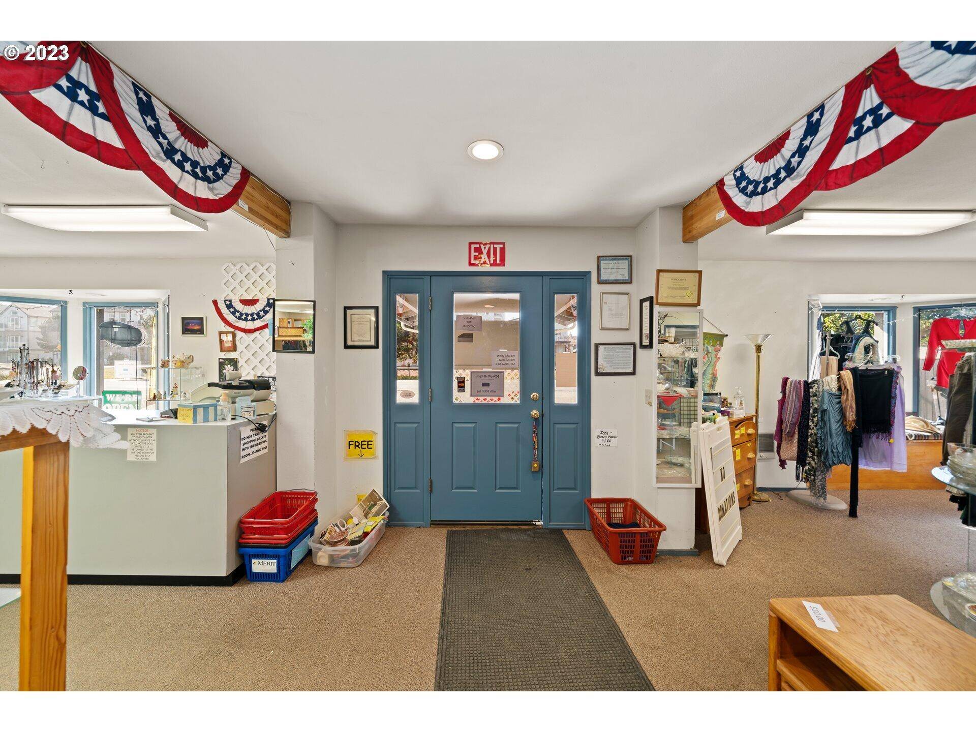 Rockaway Beach, OR 97136,316 US-101