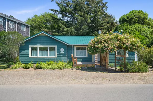 1355 Sunset AVE, Oceanside, OR 97134