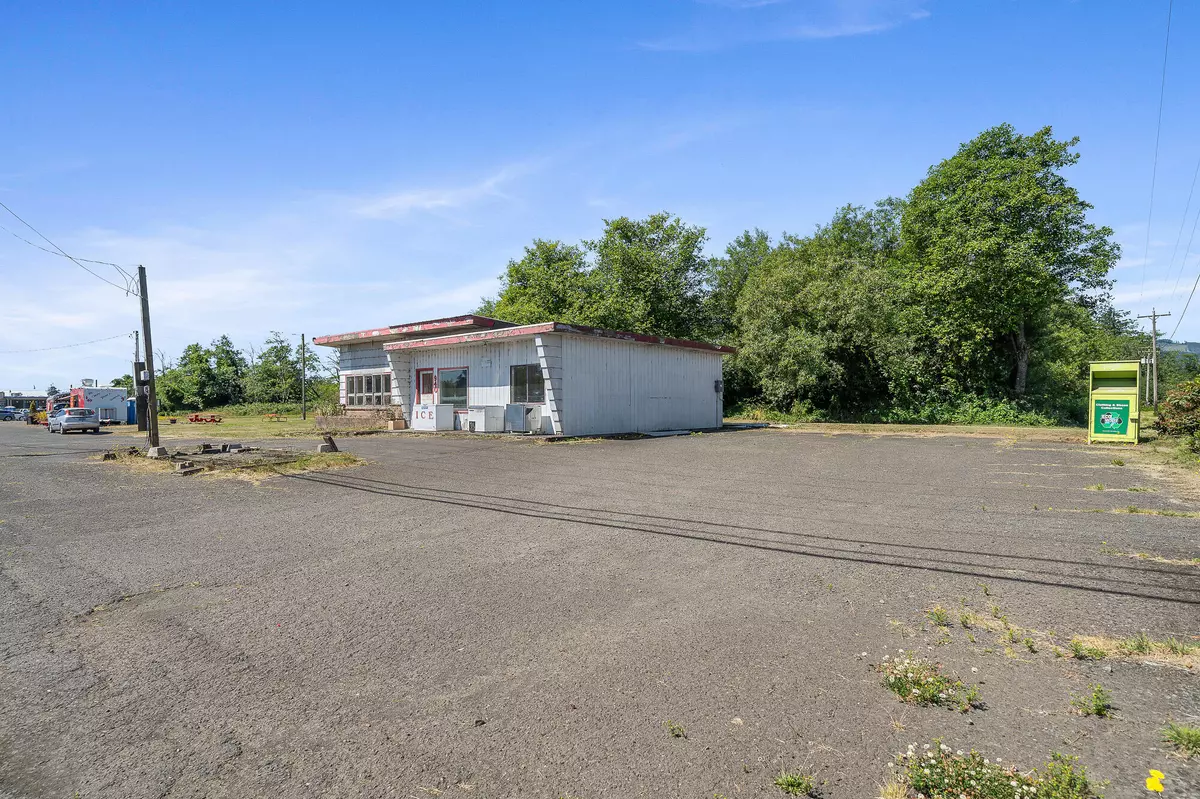 Tillamook, OR 97141,940 N Main AVE