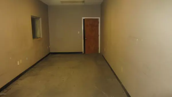 Laurinburg, NC 28352,211 W Cronly ST
