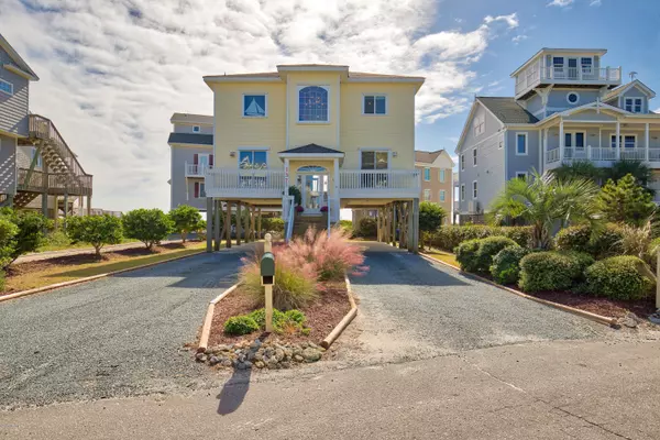 North Topsail Beach, NC 28460,137 S Permuda Wynd