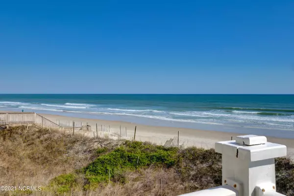 North Topsail Beach, NC 28460,131 S Permuda Wynd