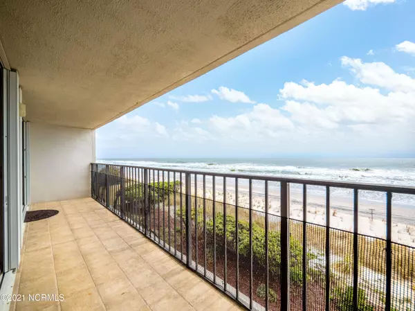 North Topsail Beach, NC 28460,4110 Island DR #Unit 104