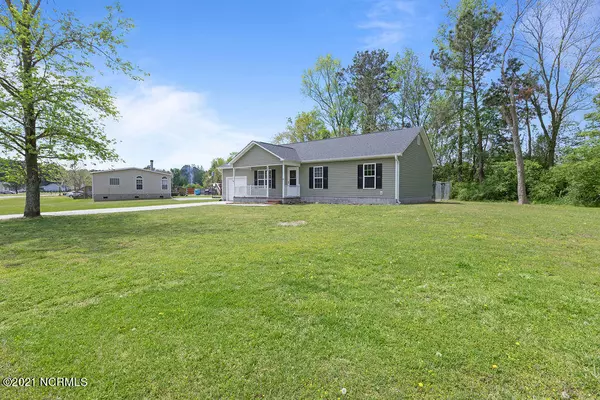 Richlands, NC 28574,98 Meadow Farms RD