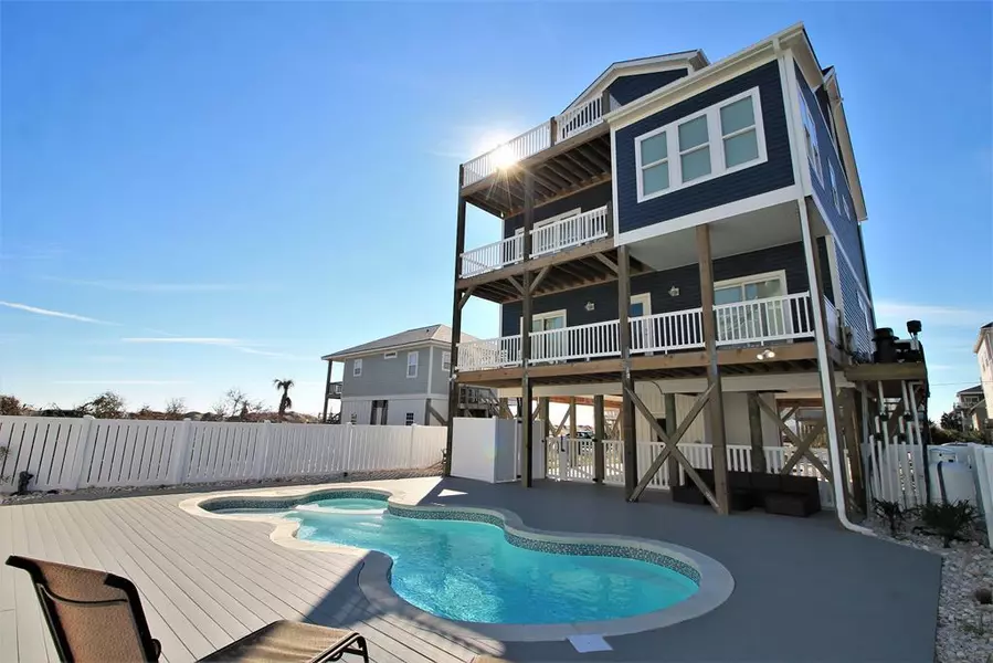 8405 4th AVE, North Topsail Beach, NC 28460