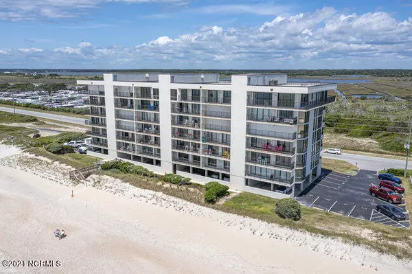 North Topsail Beach, NC 28460,4110 Island DR #Unit 205