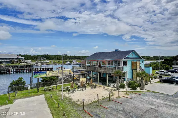 101 Southshore DR, Holden Beach, NC 28462