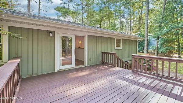 Southern Pines, NC 28387,160 Boiling Springs CIR