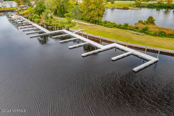 New Bern, NC 28562,154 Coventry CT