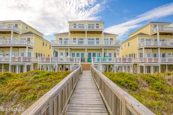 North Topsail Beach, NC 28460,862 Villas DR