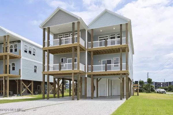 North Topsail Beach, NC 28460,122 Sea Gull LN