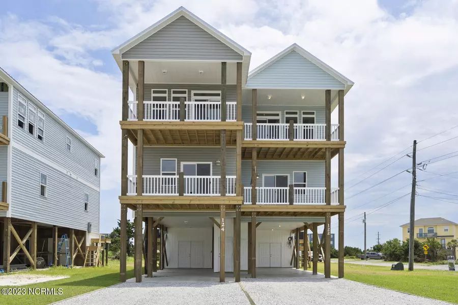 122 Sea Gull LN, North Topsail Beach, NC 28460