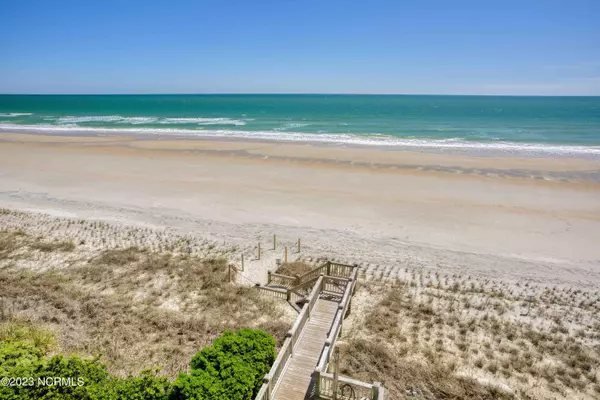 North Topsail Beach, NC 28460,4110 Island DR #Unit 302