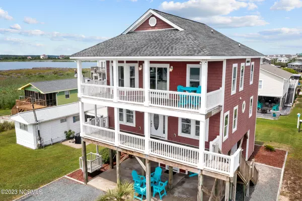 North Topsail Beach, NC 28460,8104 6th AVE