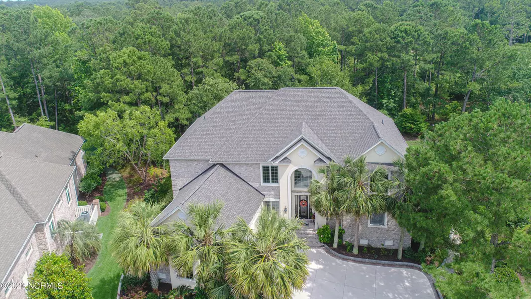 595 Westchester PL SW, Ocean Isle Beach, NC 28469