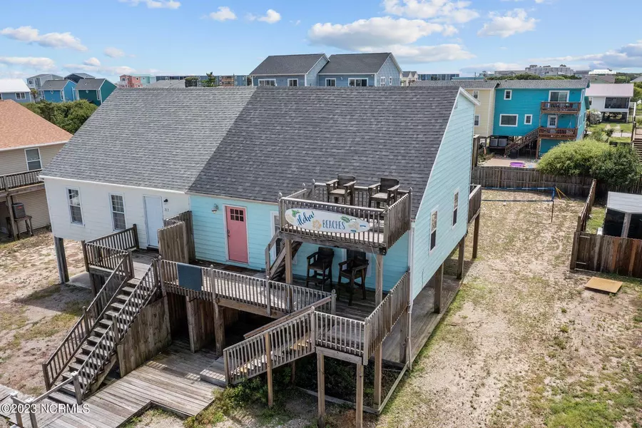 215 Port DR, North Topsail Beach, NC 28460