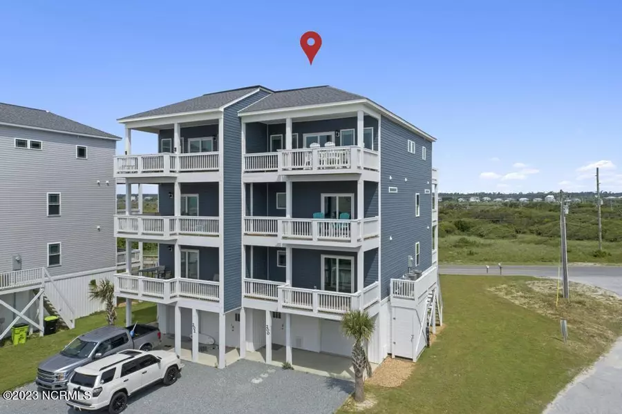 200 Goldsboro DR, North Topsail Beach, NC 28460